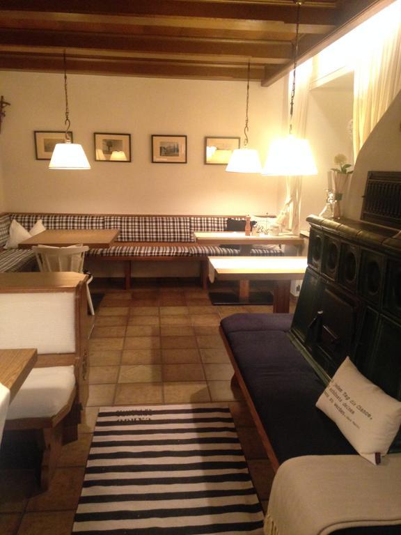 Haus Tirolerland Hotel Oetz Bagian luar foto