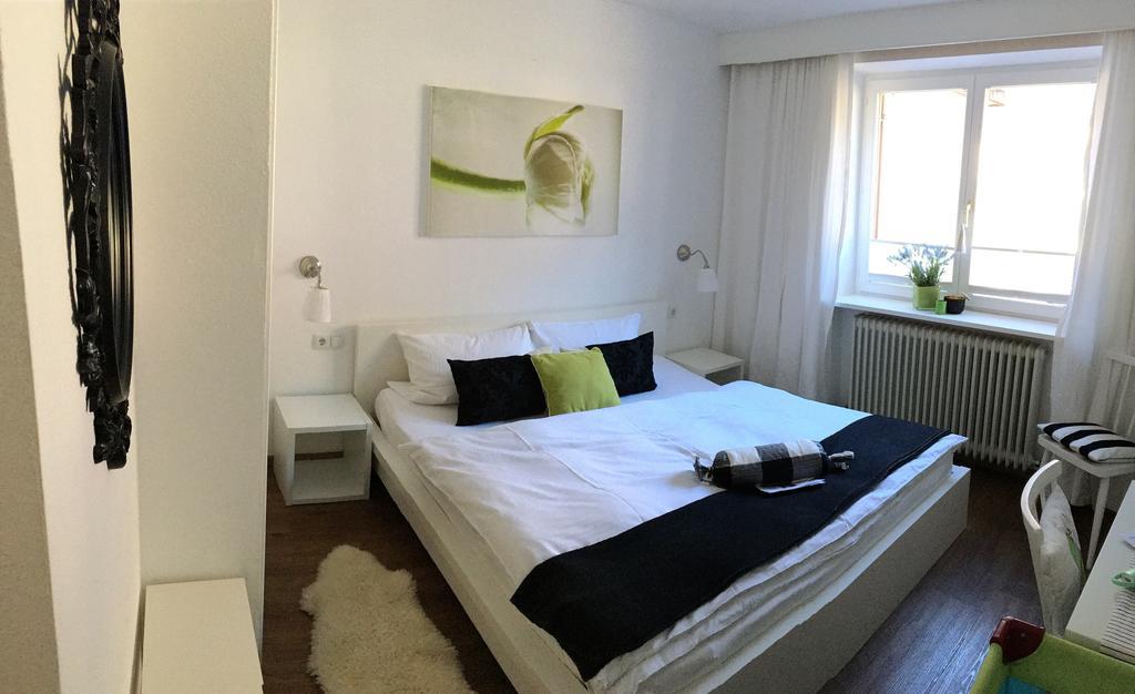 Haus Tirolerland Hotel Oetz Bagian luar foto